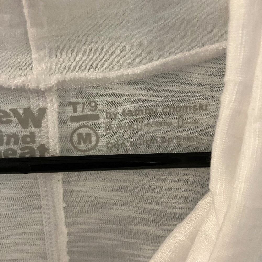 NWT T/9. Women's White Cowl Neck Tank Top Medium - Picture 3 of 8